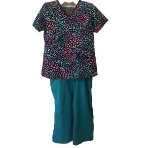Grey's Anatomy by Barco S Bottoms, Scrub Star M Multicolor Top With Black Piping